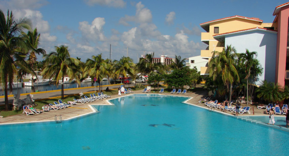 Hotel Ficha