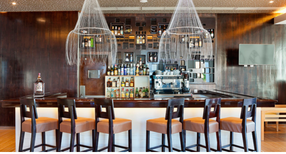 Hotel Ficha
