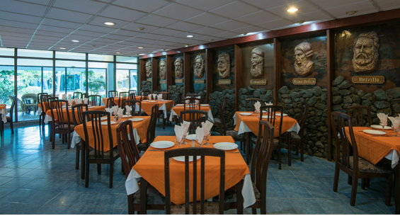 Hotel Ficha