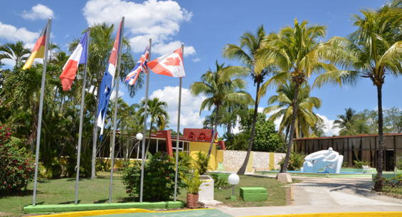 Hotel Ficha