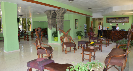 Hotel Ficha