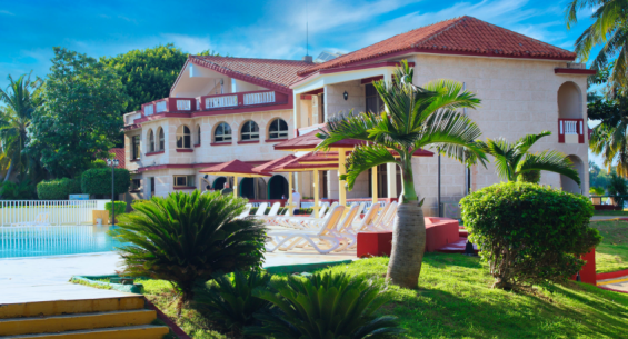 Hotel Ficha